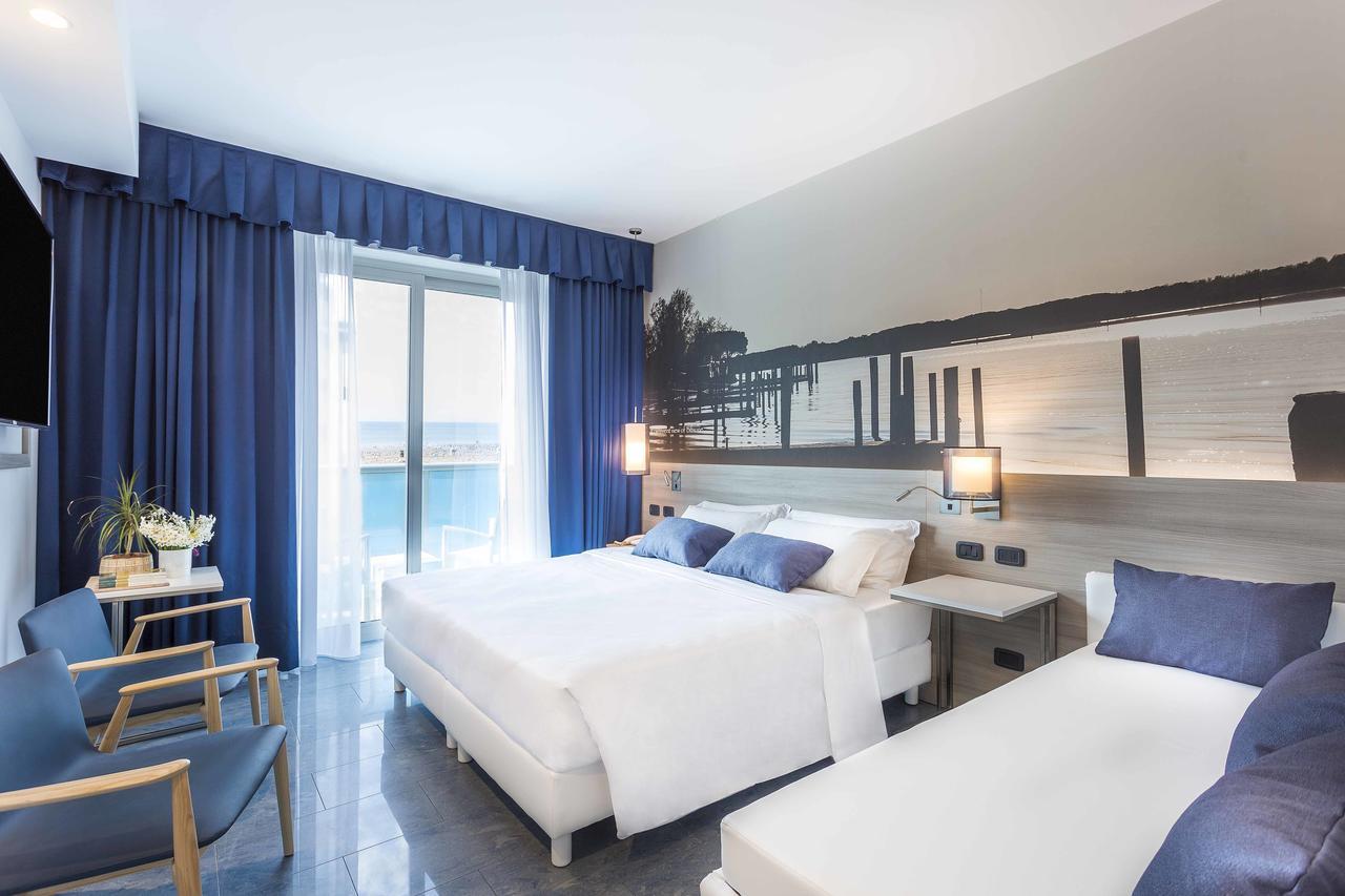Hotel Parigi Бібіоне Екстер'єр фото