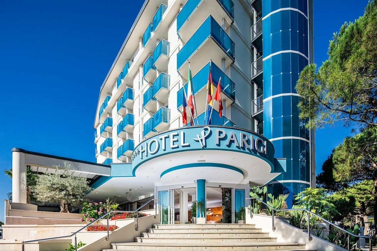 Hotel Parigi Бібіоне Екстер'єр фото